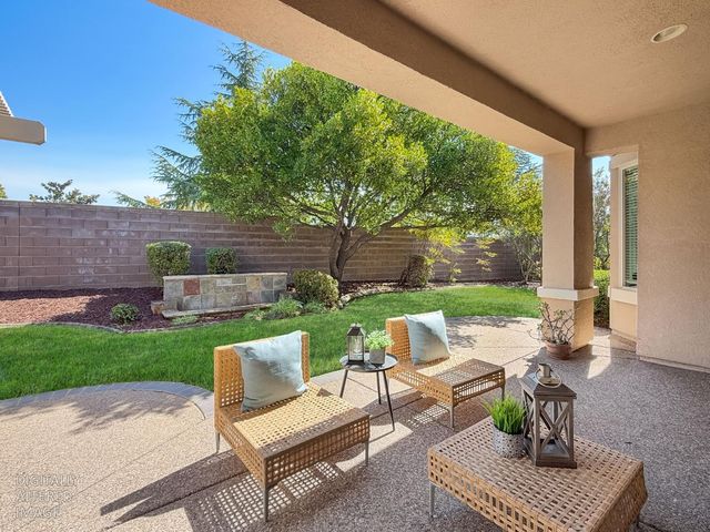 1143 Fairway Valley Ln, Lincoln, CA 95648