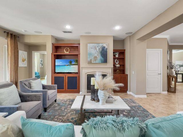 1143 Fairway Valley Ln, Lincoln, CA 95648