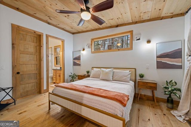 649 Lees Ride, Mccaysville, GA 30555