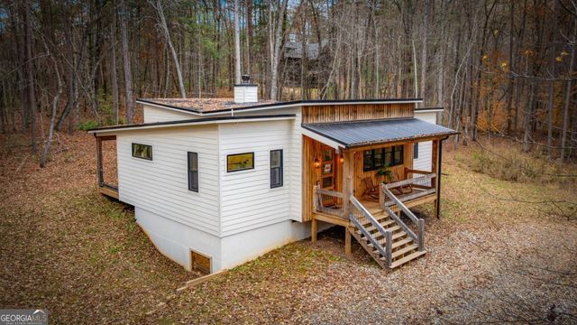 649 Lees Ride, Mccaysville, GA 30555