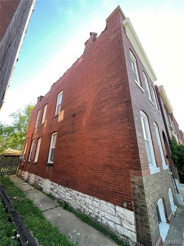 3104 Wyoming Street, St Louis, MO 63118