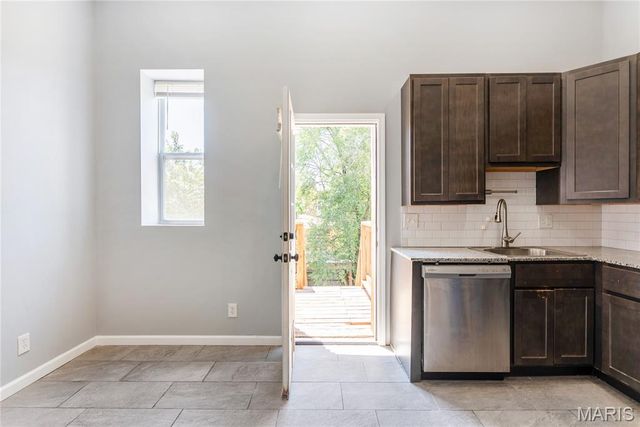 3104 Wyoming Street, St Louis, MO 63118