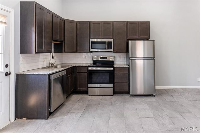 3104 Wyoming Street, St Louis, MO 63118