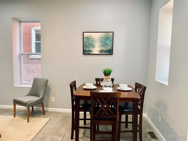 3104 Wyoming Street, St Louis, MO 63118