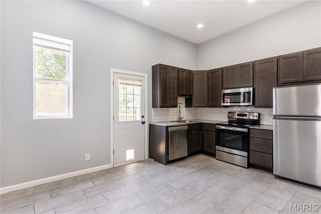 3104 Wyoming Street, St Louis, MO 63118