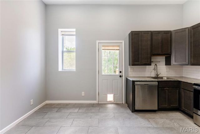 3104 Wyoming Street, St Louis, MO 63118