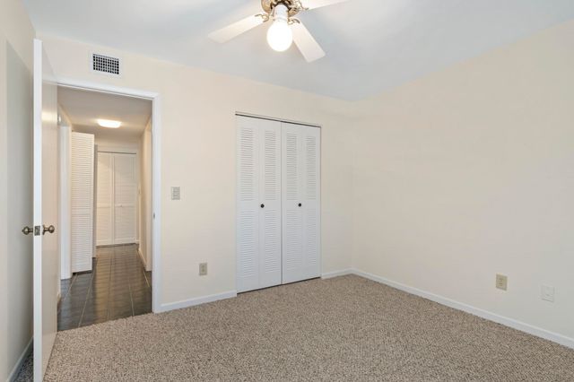 16 Alcira Ct 16, St Augustine, FL 32086