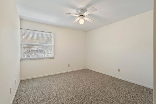 16 Alcira Ct 16, St Augustine, FL 32086