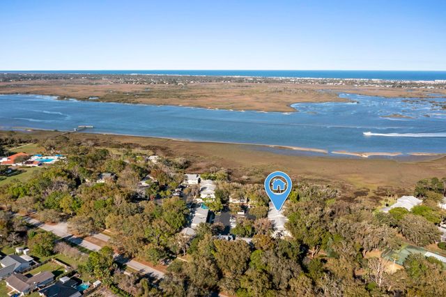 16 Alcira Ct 16, St Augustine, FL 32086