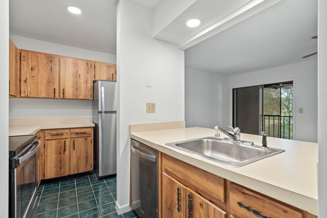 16 Alcira Ct 16, St Augustine, FL 32086