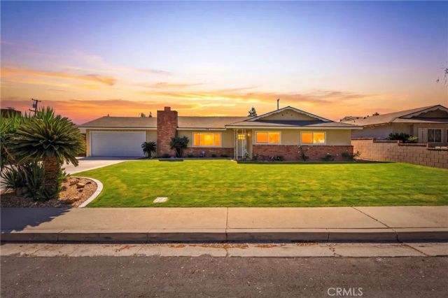 917 Elizabeth Court, Bakersfield, CA 93308