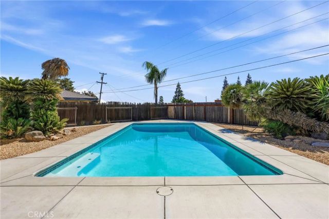 917 Elizabeth Court, Bakersfield, CA 93308