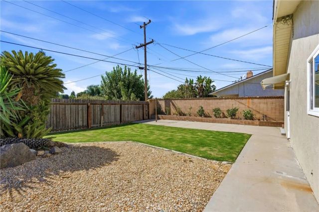 917 Elizabeth Court, Bakersfield, CA 93308