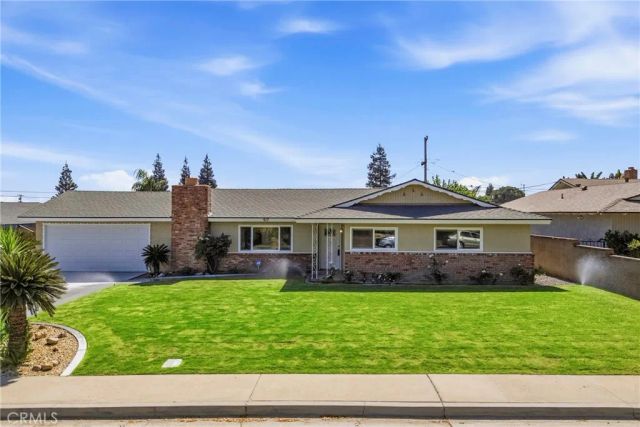 917 Elizabeth Court, Bakersfield, CA 93308