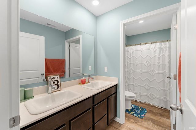 4133 Bradley Drive, Fort Wayne, IN 46818