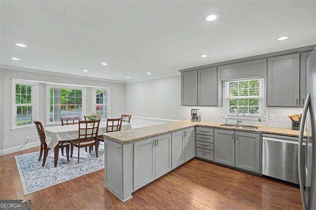 904 Andover Court, Woodstock, GA 30188