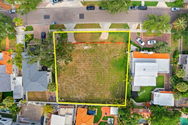 32 AEGEAN AVENUE, Tampa, FL 33606