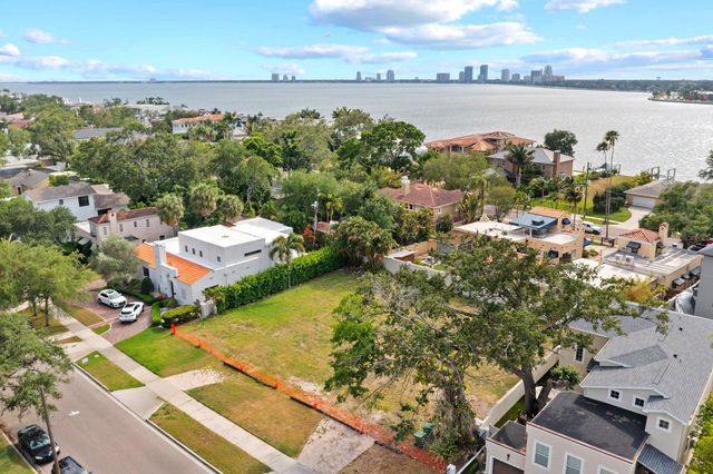 32 AEGEAN AVENUE, Tampa, FL 33606