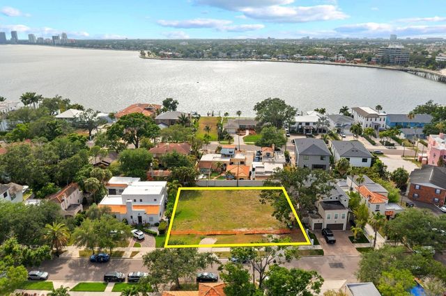 32 AEGEAN AVENUE, Tampa, FL 33606