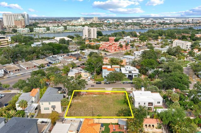 32 AEGEAN AVENUE, Tampa, FL 33606