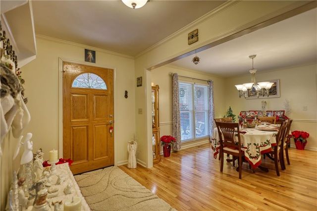 2822 Green Road, Loganville, GA 30052