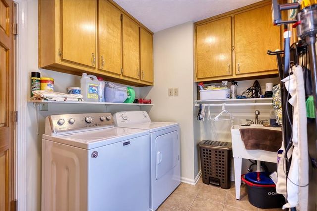 2822 Green Road, Loganville, GA 30052