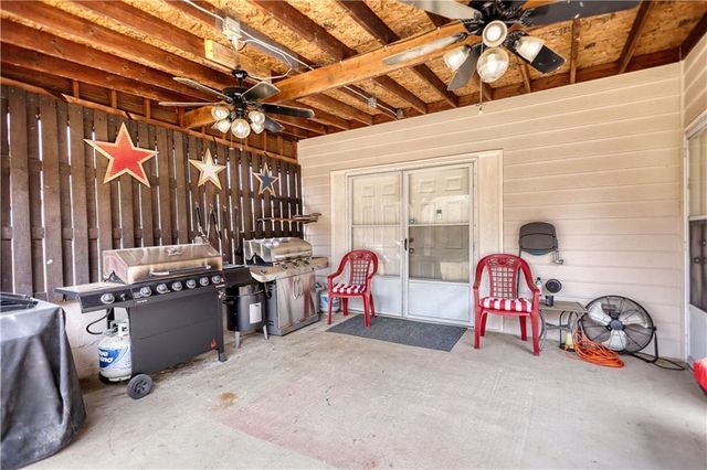 2822 Green Road, Loganville, GA 30052