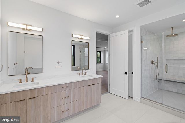 678 MALIN RD, Newtown Square, PA 19073