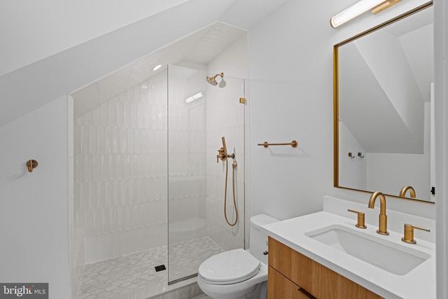 678 MALIN RD, Newtown Square, PA 19073