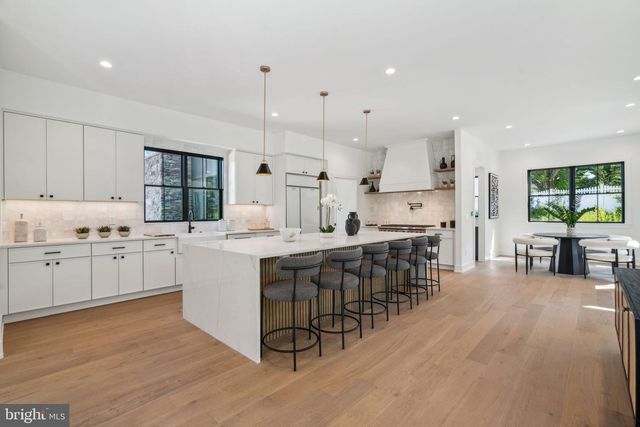 678 MALIN RD, Newtown Square, PA 19073