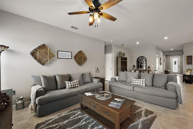 456 WINTER SOLSTICE LANE, Mount Dora, FL 32757
