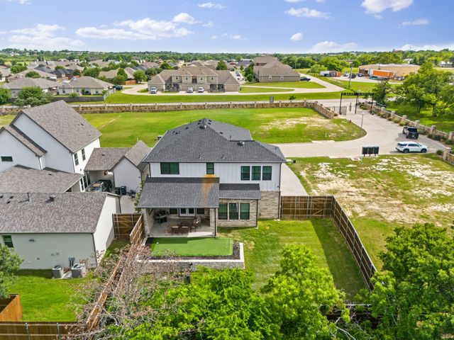 905 Eldorado Street, Weatherford, TX 76086