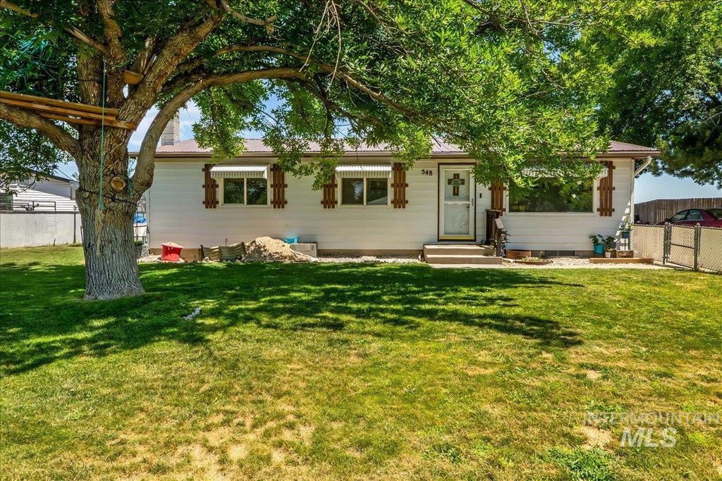 548 Wiseman Street, Hansen, ID 83334