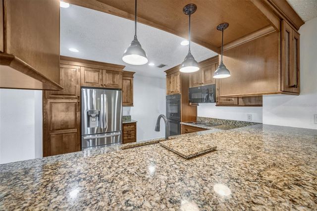 6902 POTTS ROAD, Riverview, FL 33569