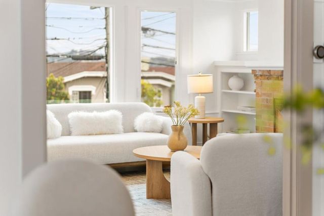 335 Chicago Way, San Francisco, CA 94112