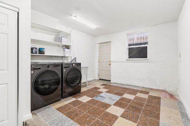 335 Chicago Way, San Francisco, CA 94112