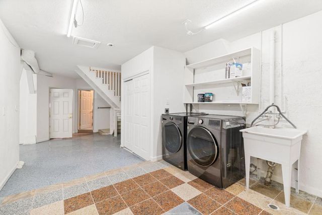 335 Chicago Way, San Francisco, CA 94112