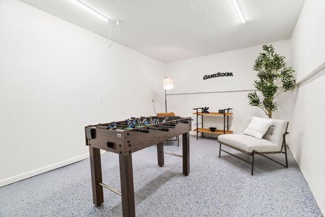 335 Chicago Way, San Francisco, CA 94112