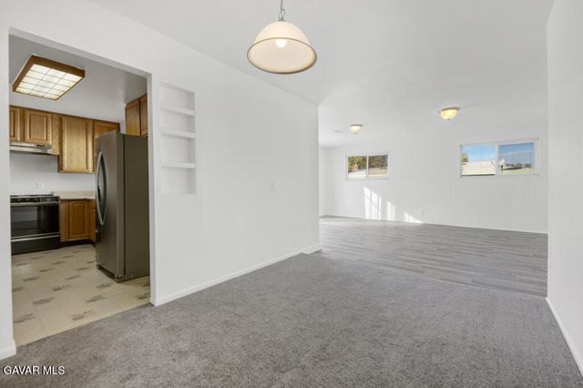 44321 E 4th Street, Lancaster, CA 93535