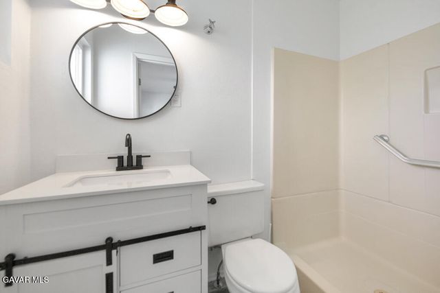 44321 E 4th Street, Lancaster, CA 93535