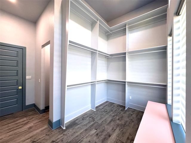 10203 Camden Circle, Magnolia, TX 77354