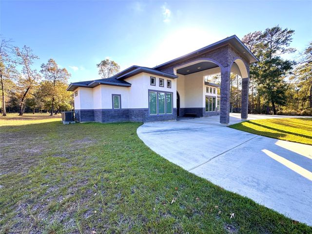 10203 Camden Circle, Magnolia, TX 77354