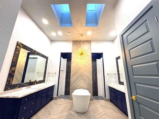 10203 Camden Circle, Magnolia, TX 77354