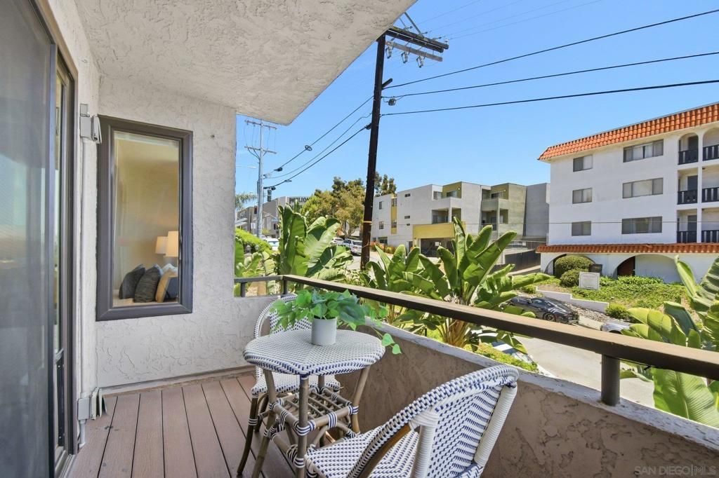 3940 Dove Street 204, San Diego, CA 92103 — exterior