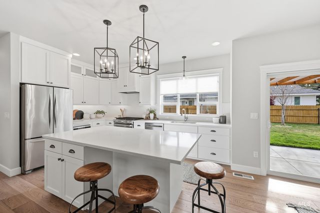 2002 S Hilton, Boise, ID 83705