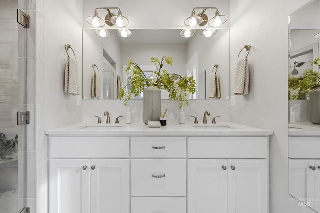 2002 S Hilton, Boise, ID 83705