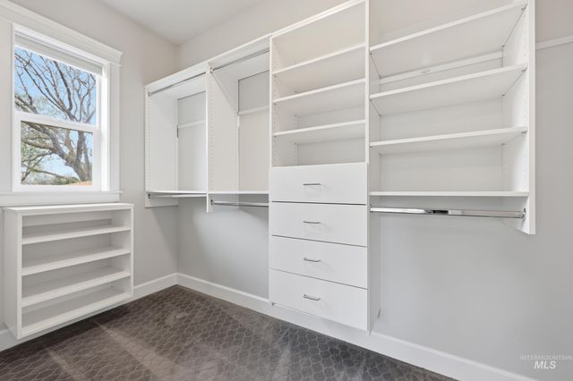 2002 S Hilton, Boise, ID 83705