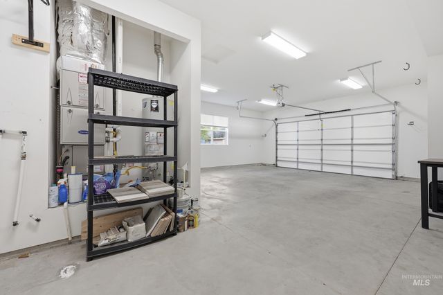 2002 S Hilton, Boise, ID 83705