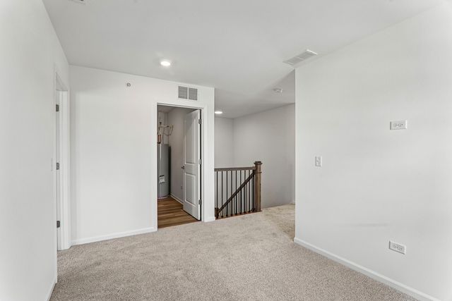 691 Cassia Court, Crystal Lake, IL 60012