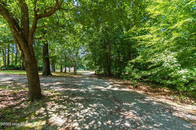 3173 Bakers School Road, Scotland Neck, NC 27874